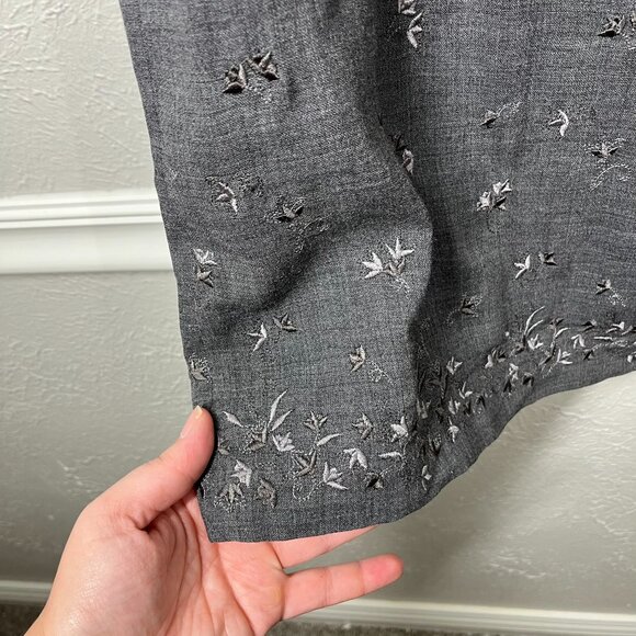 Vintage Y2K Talbots Gray Floral Embroidered Wool Blend Midi Length Pencil Skirt - Picture 3 of 10